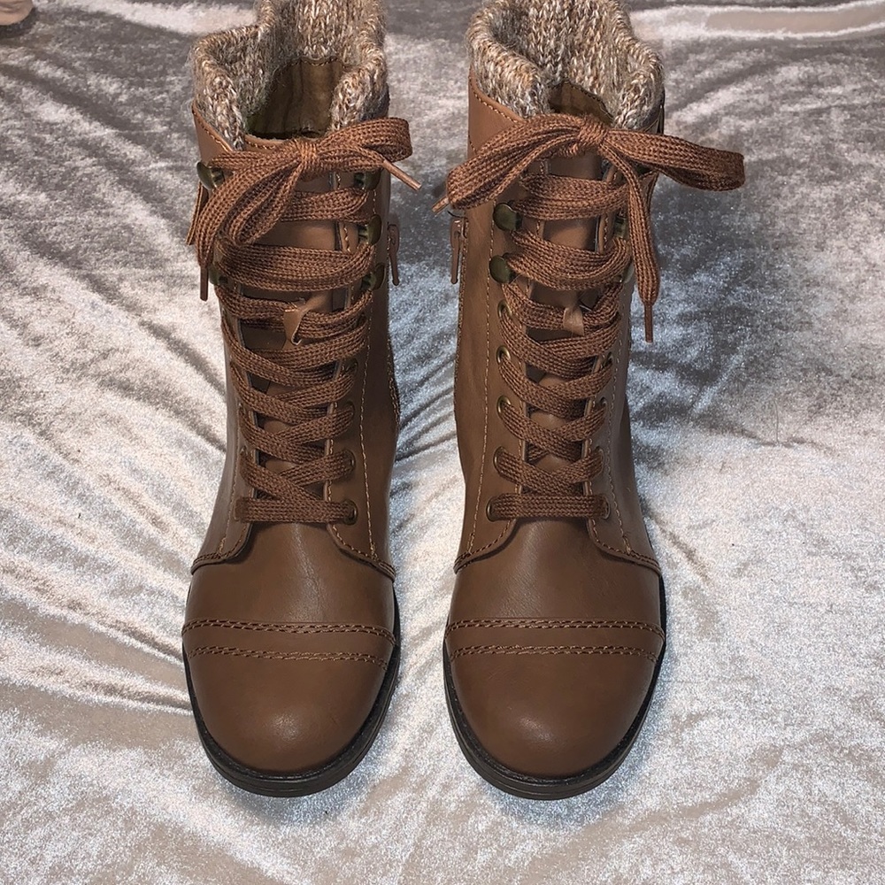 Brown ankle boots size 7